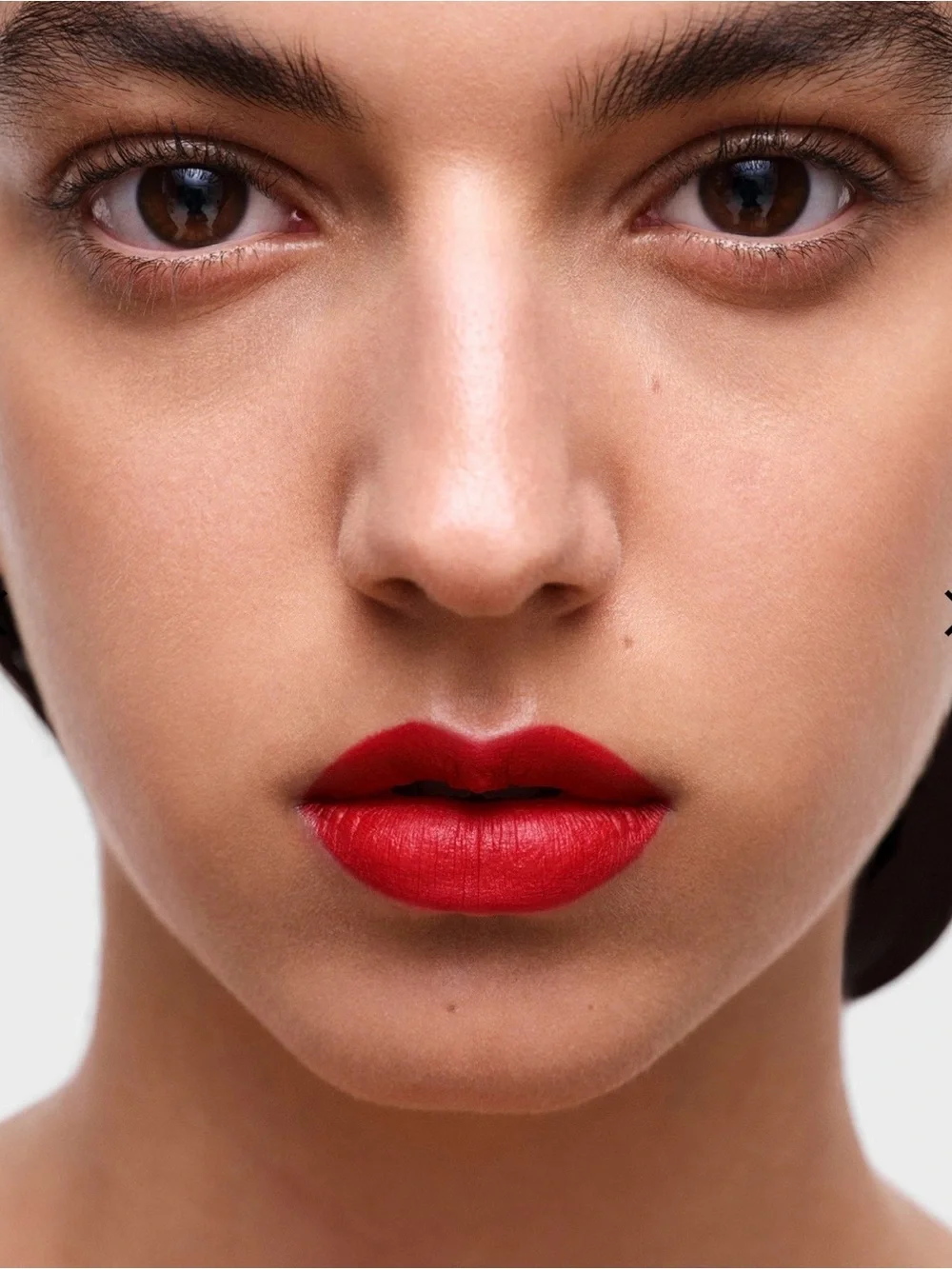 Prada Monochrome Hyper Matte lipstick NIB R28